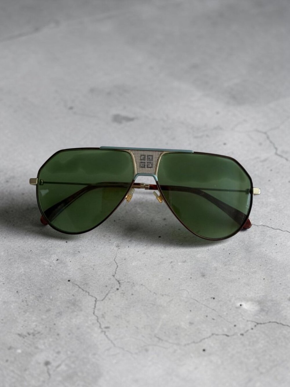 GIVENCHY Men’s Aviator Style Green Sunglasses